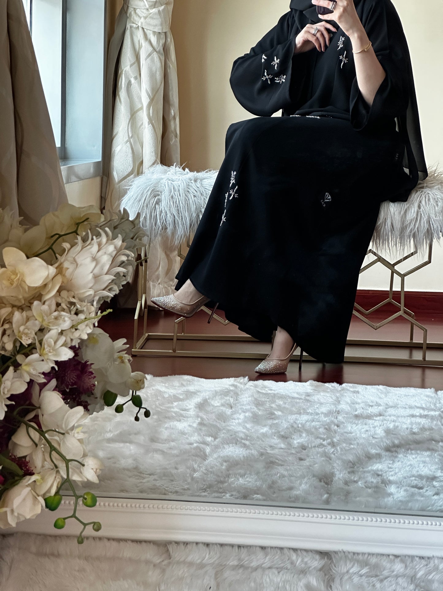 CR-Black-Handwork-Abaya-01